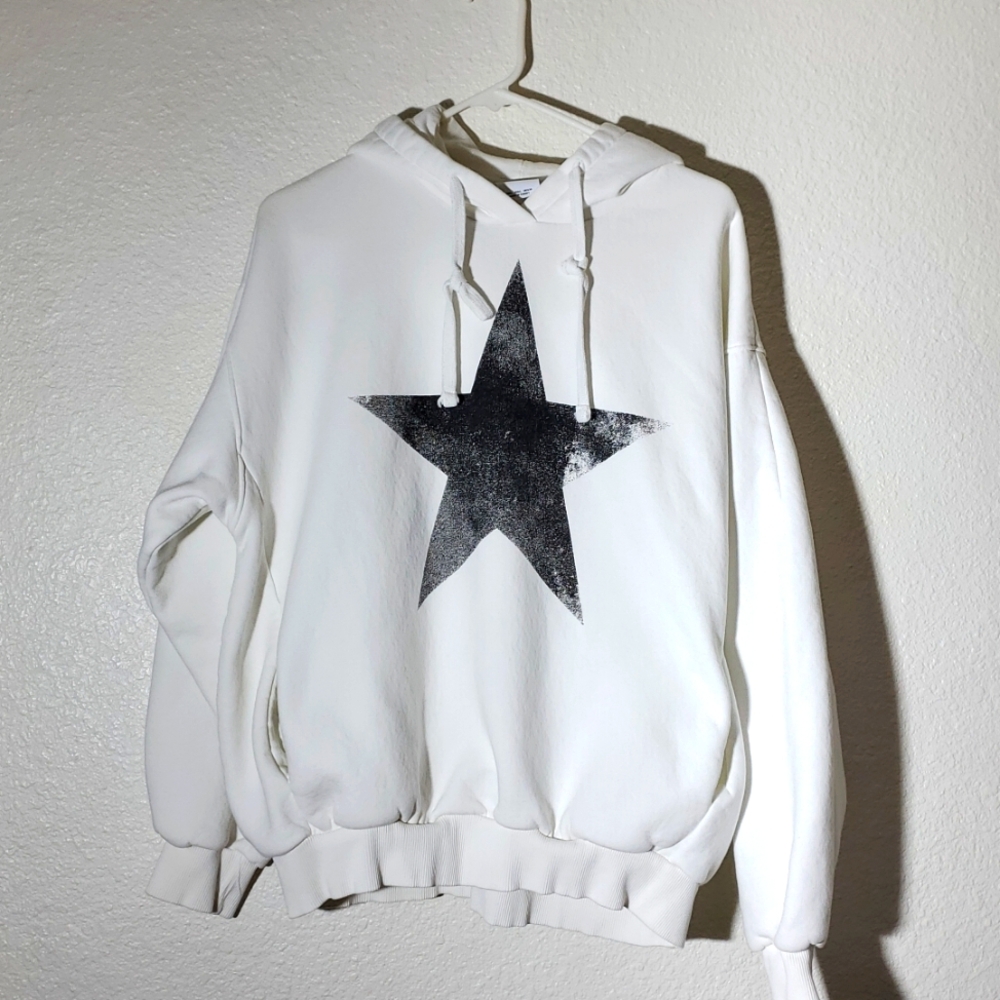 Bershka Ladies Large White Hooded Pullover Sweatshirt with Side Pockets